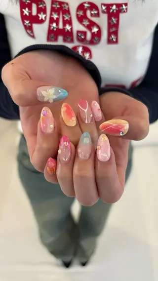 ネイル mira☼ 𐦍 ☼ nailのネイルデザイン