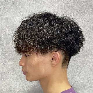 ショート カラー パーマ ヘアアレンジ メンズ 仕上がり満足度No. 1🔥BLUCK🔥のヘアスタイル