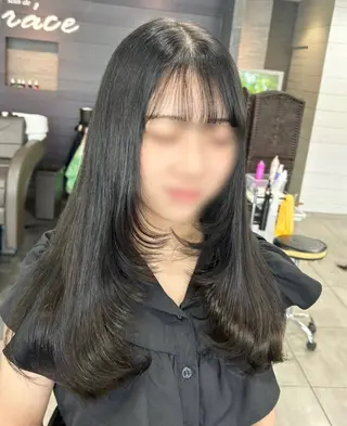 ロング レイヤー/艶髪カラー 森本くるみのヘアスタイル