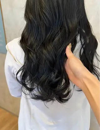 ロング 中西 未有のヘアスタイル