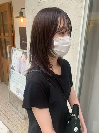 ミディアム カラー SHU NTAのヘアスタイル