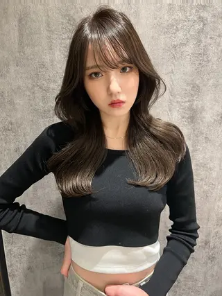 セミロング 篠塚 純のヘアスタイル