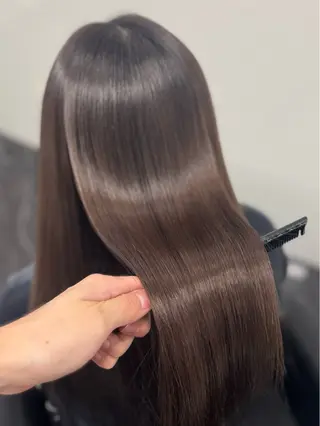 ロング カラー パーマ 髪質改善Ⅰ透明感 艶カラーⅠたつやのヘアスタイル