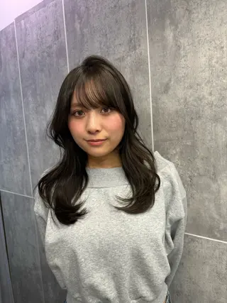 ミディアム カラー 顔まわりの神様✨ 透明感カラー藤嶋秀幸のヘアスタイル
