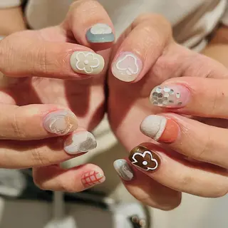 ネイル i+ söpö .nのネイルデザイン