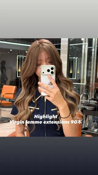 ロング カラー シールエクステ特化 ハイトーン、NANAのヘアスタイル