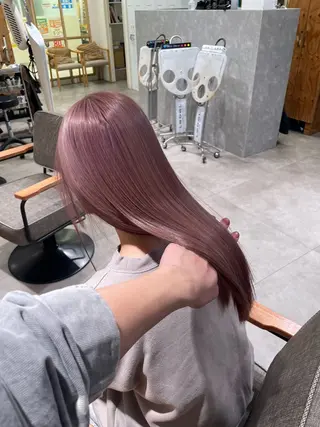 ロング ENN藤本 大輝艶感カラーのヘアスタイル