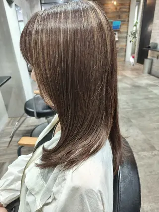 ミディアム VIMhair天神店 縮毛矯正 ハイライトのヘアスタイル