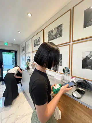 ミディアム メンズ眉毛サロン⚪️ マユクリア北千住西口の眉毛・アイブロウイメージ