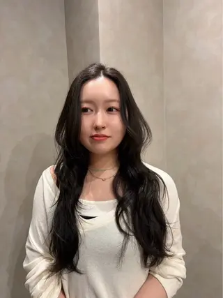 カラー asuka/ 大阪梅田のヘアスタイル