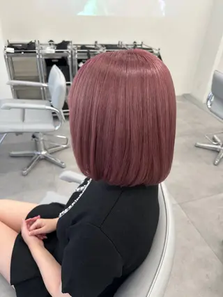 ミディアム ボブハイトーン 🖤Ayame🖤のヘアスタイル
