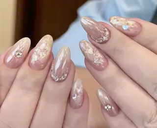 ネイル Pure&Rich Nailのネイルデザイン