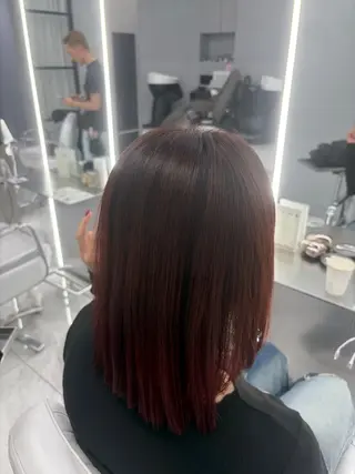 ショート ハイトーン✖️ 縮毛矯正シュンペイのヘアスタイル