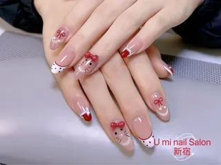 ネイル UMI ネイルサロン新宿🎀のネイルデザイン