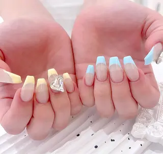 ネイル FLY Nail Salonのネイルデザイン