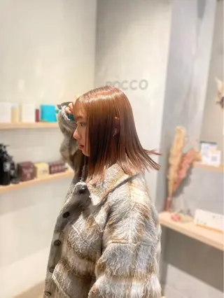 セミロング ROCCO アイナ/ レイヤー透明感カラーのヘアスタイル