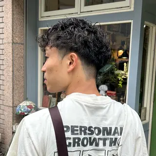パーマ メンズ BRITS 渡辺 菜々子のヘアスタイル