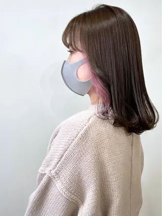 カラー white.梅田 デザインカラー🦄のヘアスタイル