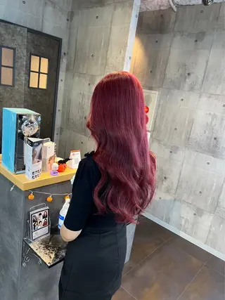 ロング 推し活に可愛く艶モテ カラー/巻きキョウコのヘアスタイル