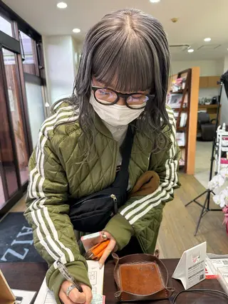ミディアム カラー ブリーチカラー🫧 森　凪沙のヘアスタイル