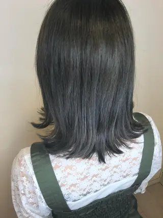 ミディアム 松佐 ゆかりのヘアスタイル