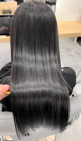 セミロング カラー 髪質改善カラー、美髪 トリートメント専門のヘアスタイル