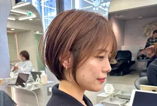 ショート 《髪質改善✖️レイヤ ー🩶》ナオヤのヘアスタイル