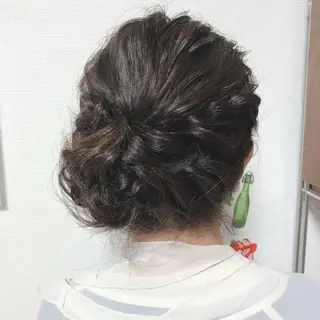 ヘアアレンジ イーチブライト EachBrightのヘアスタイル