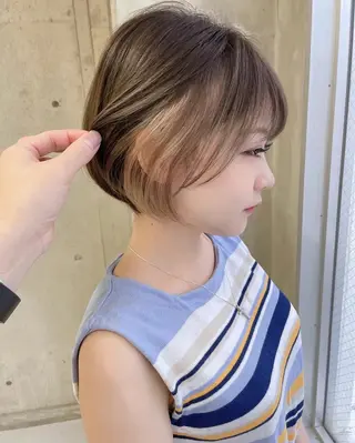 ショート 栄/ダメージレス/ 艶カラー/アカリ🫧のヘアスタイル