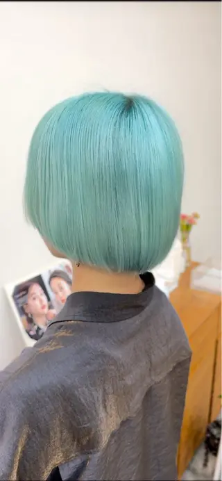 ショート カラー acca 深見隼斗のヘアスタイル