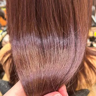 カラー ナチュラルレイヤー |艶髪|AYAKOのヘアスタイル