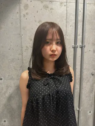 ミディアム カラー 柔め透明感血色カラー 暖色/レイヤー/ゆいのヘアスタイル