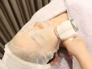 丸の内ヒルズ 今井琴恵のエステ・リラクイメージ