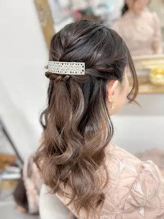 ミディアム ヘアアレンジ ⭐︎moe 【ヘアメイク🧸】のヘアスタイル