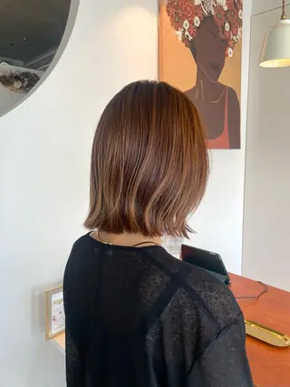 ミディアム カラー 新垣 沙耶香のヘアスタイル