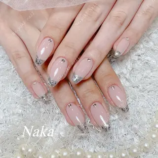 ネイル 🦋 Queenieのネイルデザイン