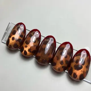 ネイル Legit nail salonのネイルデザイン