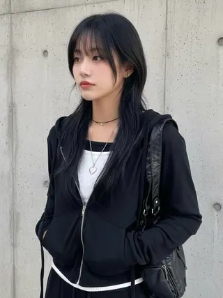 ロング ウルフカット 811 大阪梅田 ウルフのヘアスタイル