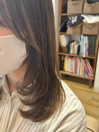 セミロング 🫧顔周りカット 🫧樫村優香のヘアスタイル