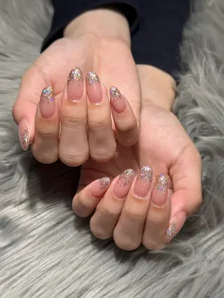 ネイル Momoka 🍑🎀のネイルデザイン