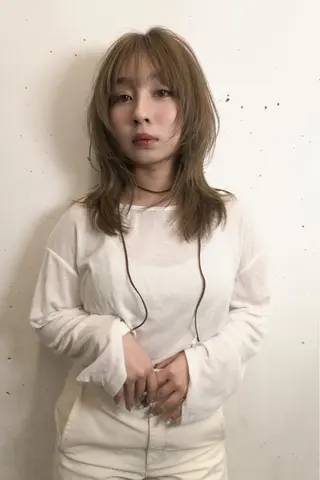 セミロング カラー Pia ツボイ ケイタのヘアスタイル