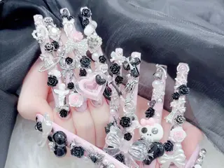 ネイル yukina 長さ出しネイル専門店のネイルデザイン