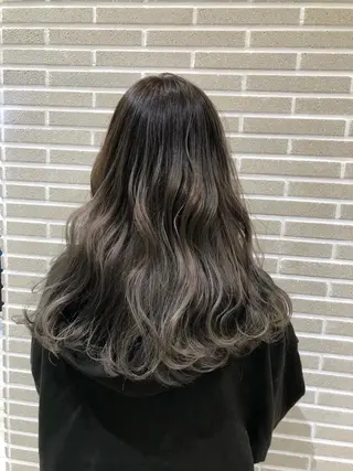 ロング 植田 菜月のヘアスタイル