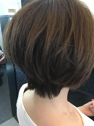 ショート 小野岡 潤子のヘアスタイル