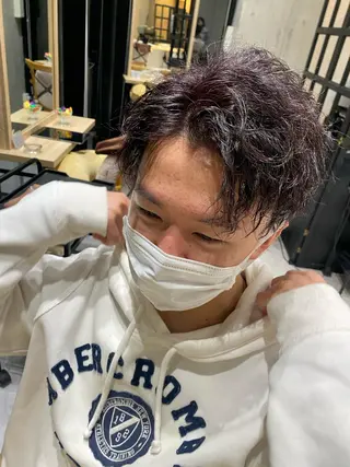 カラー パーマ メンズ 似合う髪型見つけます AYAKAのヘアスタイル