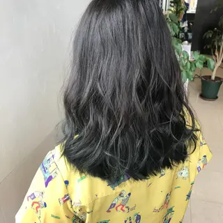ミディアム カラー Oopsレイヤー 加藤澄都のヘアスタイル