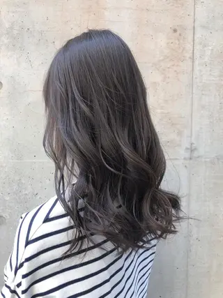 セミロング カラー 【透明感、艶髪】西村 有司のヘアスタイル