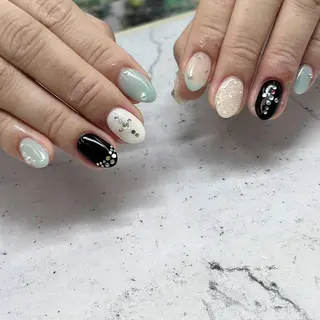 ネイル Nail salon Honey Beeのネイルデザイン
