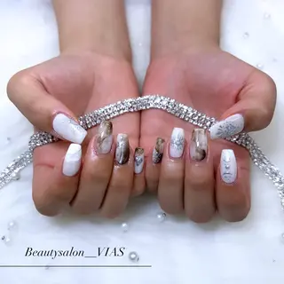 ネイル VIAS 〜EYE&NAIL〜のマツエク・マツパデザイン