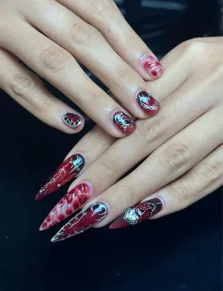 ネイル Iconic Nailのネイルデザイン